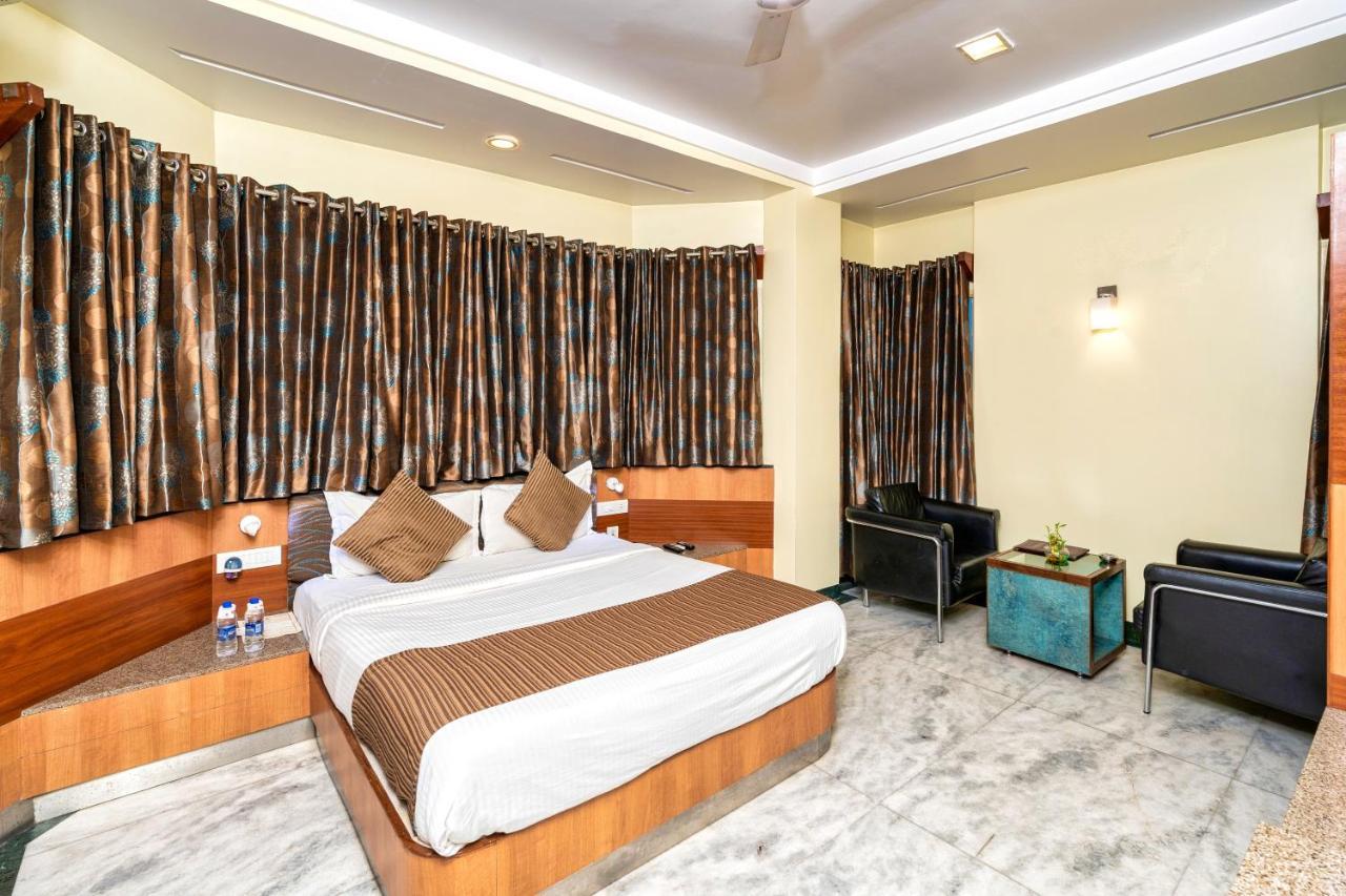 Hotel Dayal Udaipur Buitenkant foto