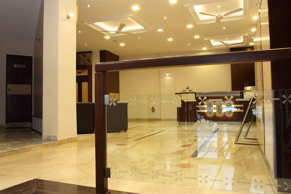 Hotel Dayal Udaipur Buitenkant foto